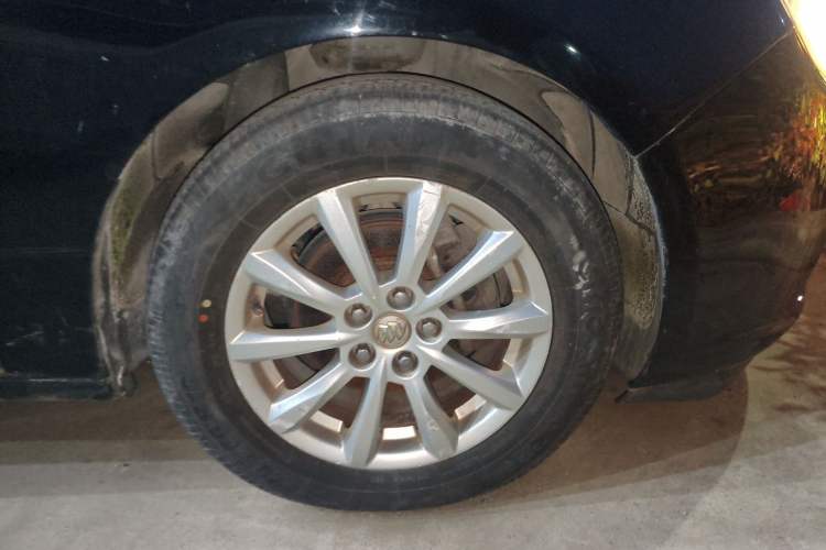 Used Buick GT 2010 GT 1.6L Manual Entry-Level Model
