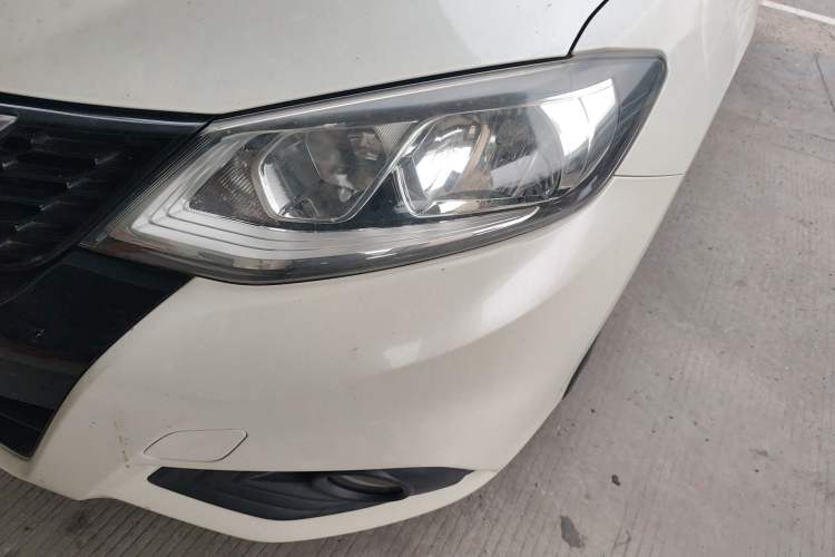 Used Nissan Tiida 2016 1.6L CVT Smart Drive Edition
