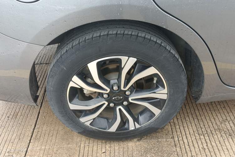 Used Chevrolet Monza 2019 RS 330T Automatic Comfort Edition China VI Standard