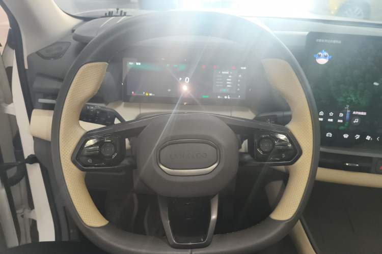 Used Lynk & Co 06 EM-P 2023 EM-P 126 Long-Range Pro
