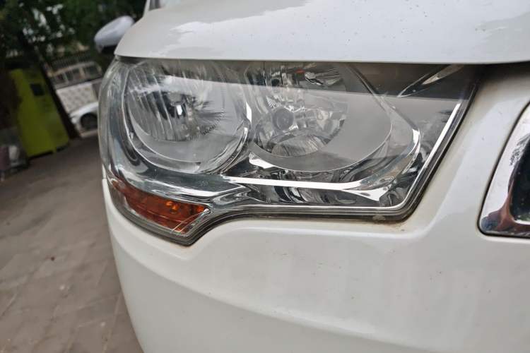 Used Citroen C4L 2014 1.8L Connected Car Edition Automatic Dynamic Model
