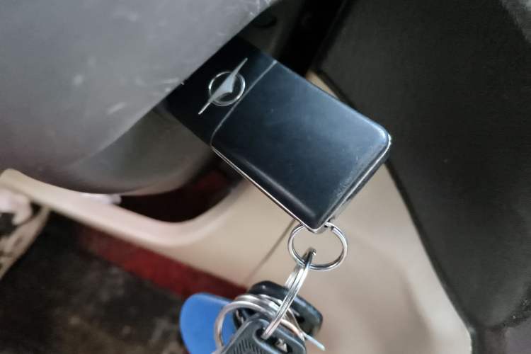 Used Haima Puxima 2013 1.6L Manual 7-Seater Adventure Edition
