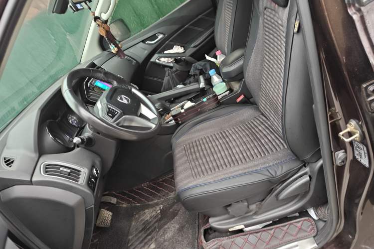 Used JMC Yusheng S350 2016 2.0T Automatic All-Wheel Drive Gasoline Luxury Edition 5 Seats
