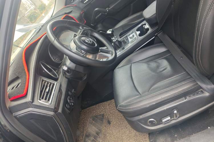 Used Zotye T600 2016 Sport Edition 1.5T Manual Luxury Model Left Front Seat