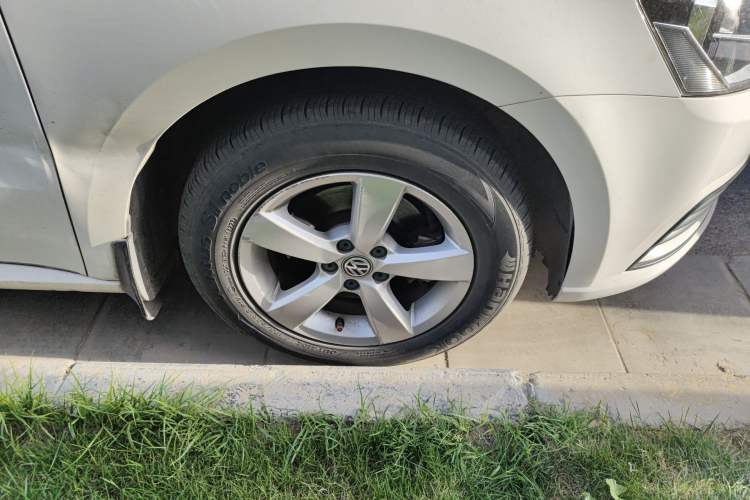 Used Volkswagen Gran Lavida 2015 1.6L Automatic Fashion Edition
