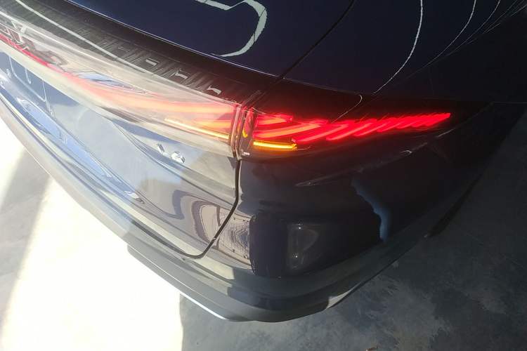 Used Geely Galaxy L6 2023 125km Starship Right Rear Taillight