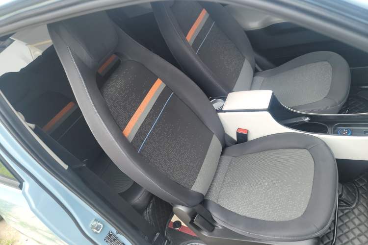 Used Wuling Hongguang MINIEV 2022 Zizai Version Lithium Iron Phosphate Right Front Seat