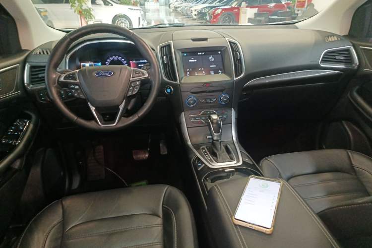 Used Ford Edge 2018 EcoBoost 245 Two-Wheel-Drive Titanium 7-Seater China V Standard