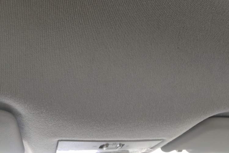 Used Volkswagen Jetta 2015 Value Edition 1.6L Manual Fashionable Style Headliner