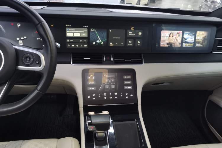 Used Li Auto ONE 2020 Extended-Range 6-Seater Version Audio And AC Panel