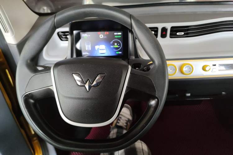 Used Wuling Hongguang MINIEV 2021 Macaron Premium Model – Lithium-NMC