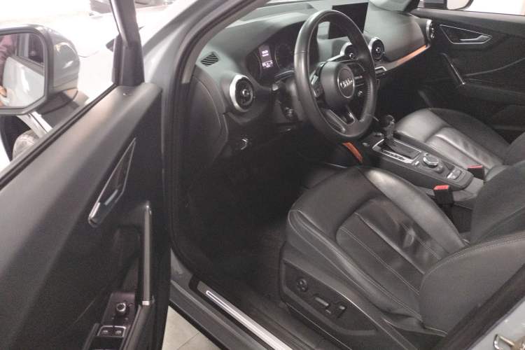 Used Audi Q2L 2022 35 TFSI Fashionable and Elegant Model
