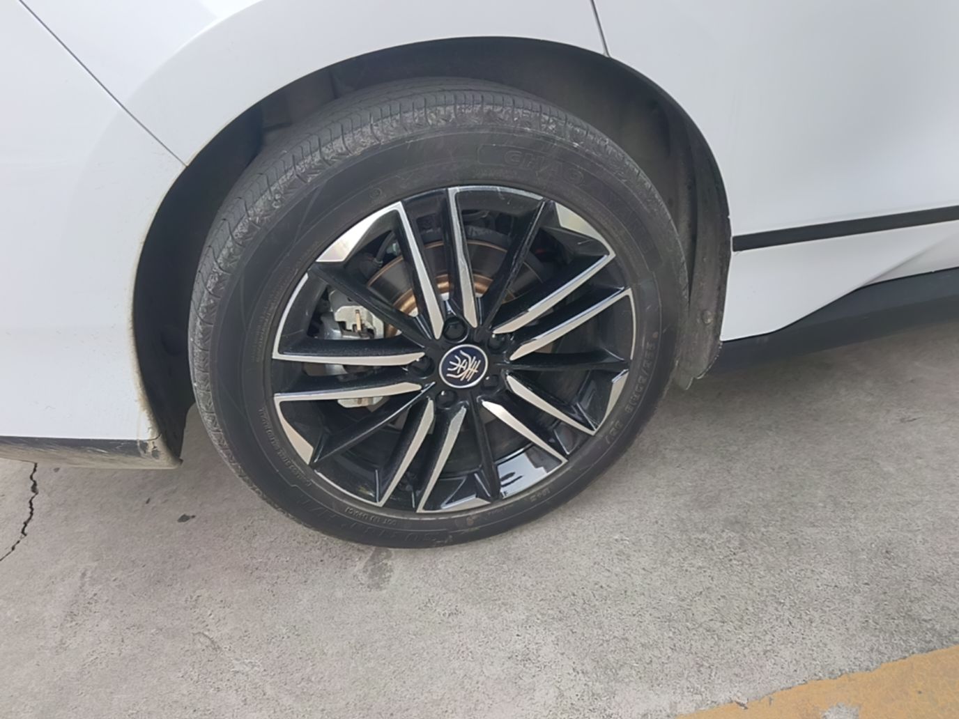 BYD Qin L 2025 EV 545KM Excellence Edition — снимка 11
