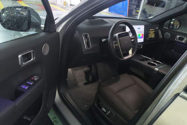 Used Li Auto L9 2022 Max model
