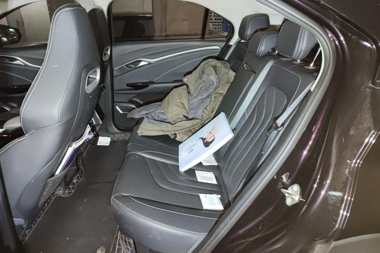 Used NETA U 2022 Pro 400 Comfort Edition