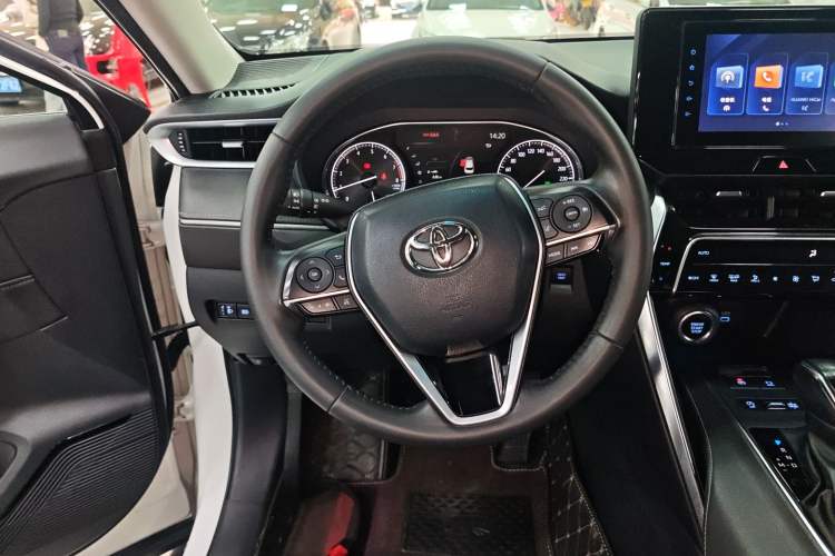 Used Toyota Venza 2022 2.0L CVT Two-Wheel Drive Luxury Edition