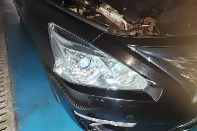 Used Nissan Teana 2014 Duke 2.5L XV Glory Edition Right Front Headlight