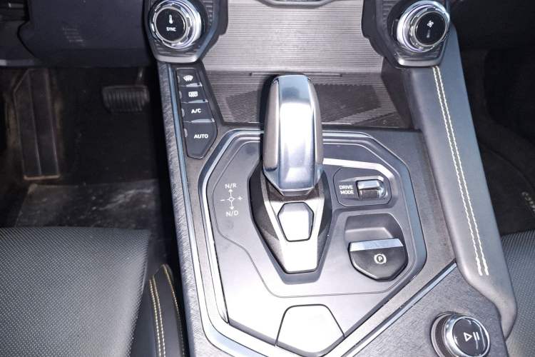 Used Lynk & Co 01 2024 2.0TD Two-Wheel Drive Global Pro