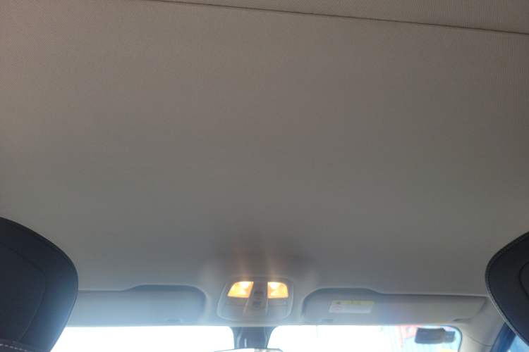 Used SAIC MAXUS G20 2023 Facelifted ES 2.0T Gasoline Automatic Value Edition
