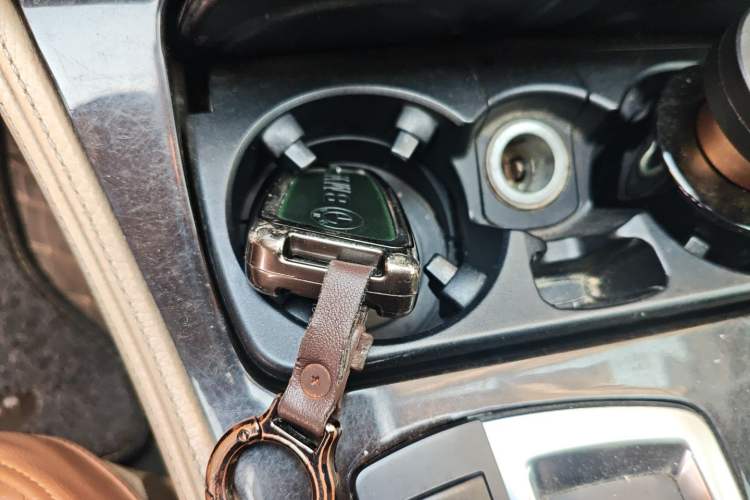 Used BMW 5 Series 2011 523Li Luxury Model