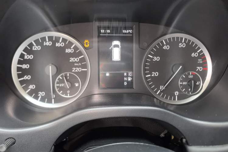 Used Mercedes-Benz Vito 2018 2.0T Business Version China V Emission Standard Instrument Cluster