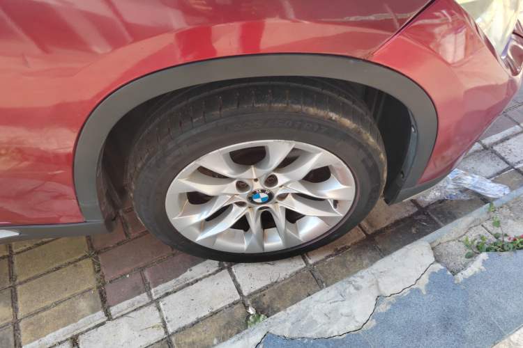 Used BMW X1 2014 sDrive18i Leading Model
