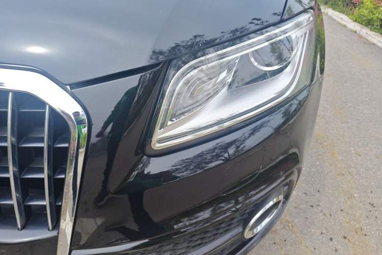 Used Audi Q5 2017 Plus 40 TFSI Ambition Model Left Front Headlight