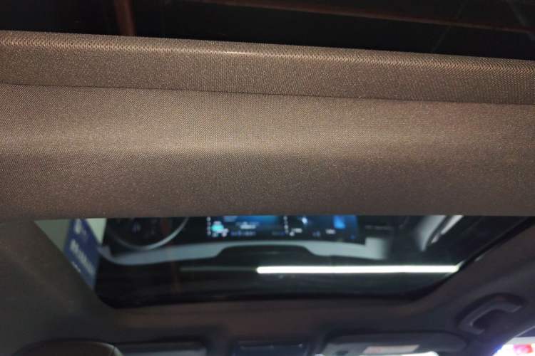 Used Ford Mondeo 2022 Facelifted EcoBoost 245 Ultimate Edition Headliner