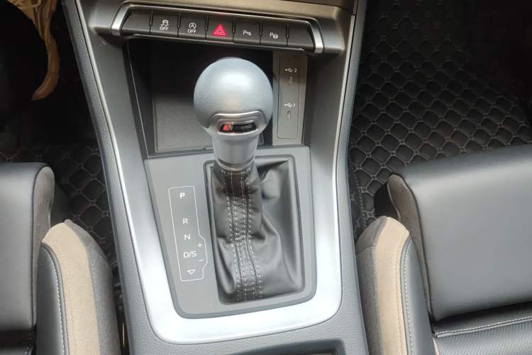 Used Audi Q3 2024 35 TFSI Stylish and Elegant Edition
