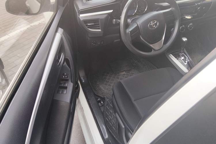 Used Toyota Levin 2014 1.6G CVT Elite Edition Driver Seat