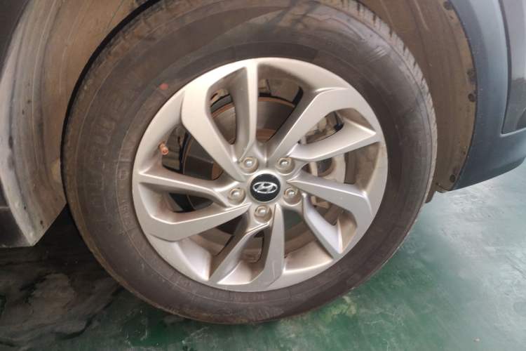 Used Hyundai Tucson 2015 1.6T Dual-Clutch Two-Wheel-Drive Smart Model