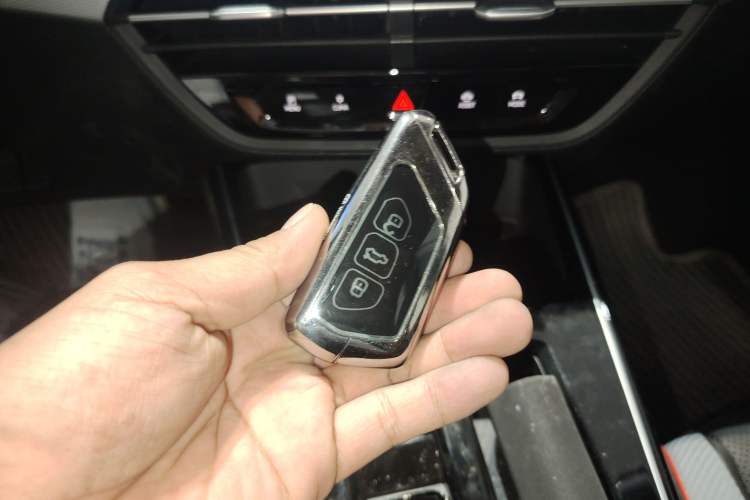 Used Volkswagen Lamando 2023 Lavida L 280TSI DSG Cool & Spicy Edition