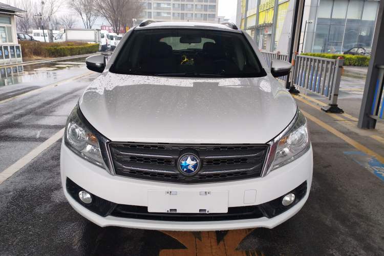 Used Venucia T70 2015 1.6L Manual Ruixing Edition