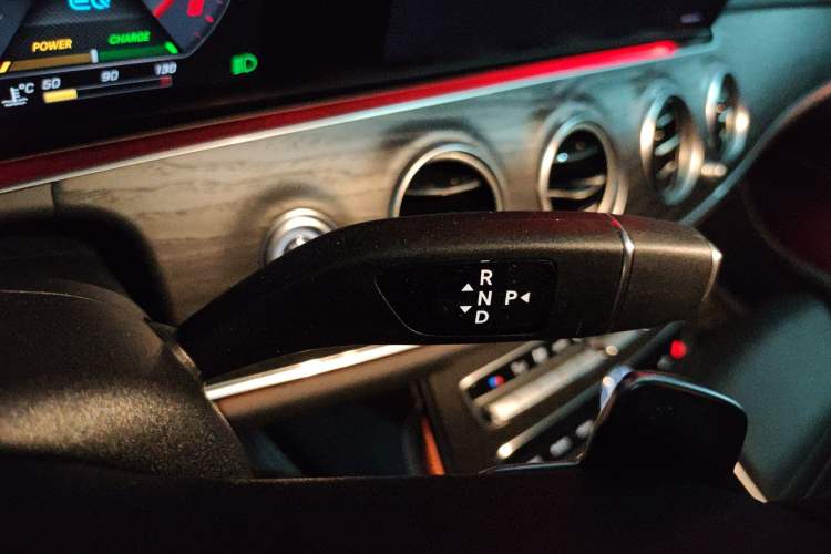 Used Mercedes-Benz E-Class 2019 E 260 L 4MATIC
