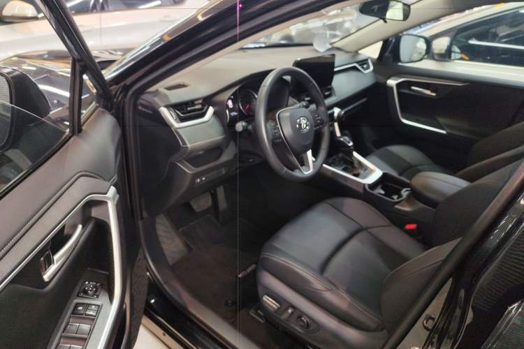 Used Toyota Wildlander 2023 2.0L CVT Two-Wheel Drive Urban Edition