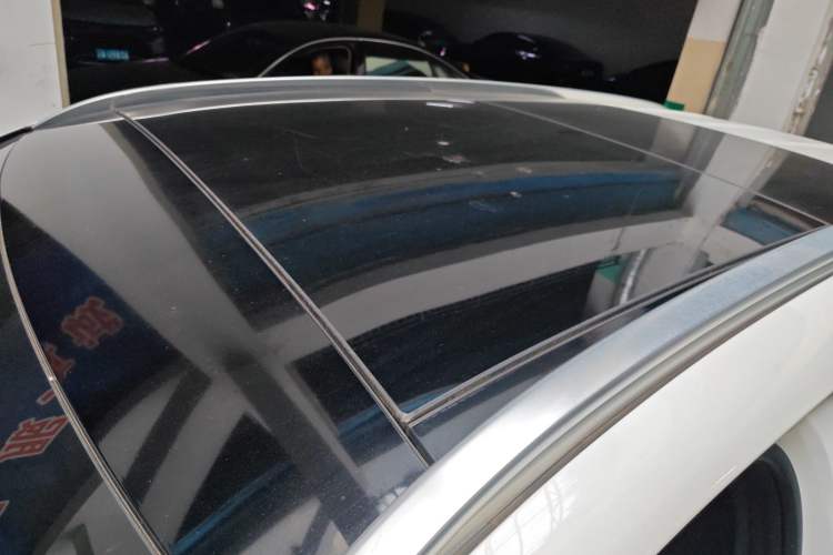 Used Mercedes-Benz GLC 2019 Facelift GLC 260 L 4MATIC Luxury Model Roof