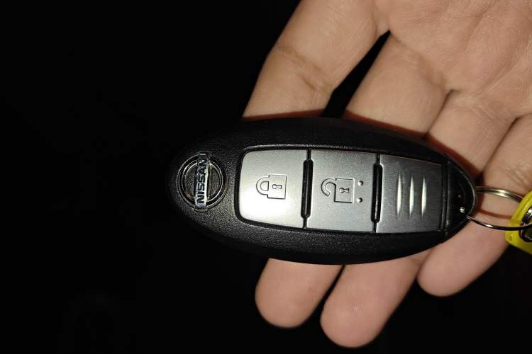 Used Nissan X-Trail 2014 2.0L CVT Comfort Edition 2WD Interior 1