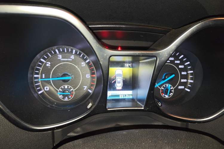 Used JMC Yusheng S330 2016 1.5L GTDi Automatic Two-Wheel Drive Prestige Edition Instrument Cluster