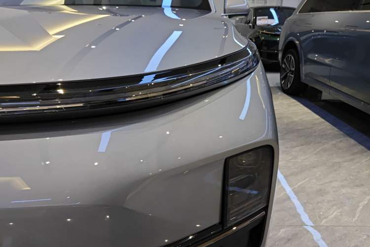 Used Li Auto L8 2025 Ultra Smart Refreshed Edition
