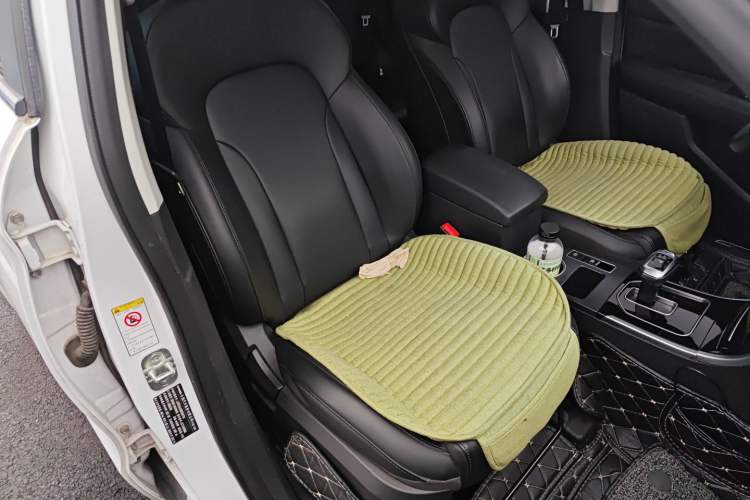 Used Haval H2 2018 Red-Label 1.5T Dual-Clutch Two-Wheel-Drive Luxury Model