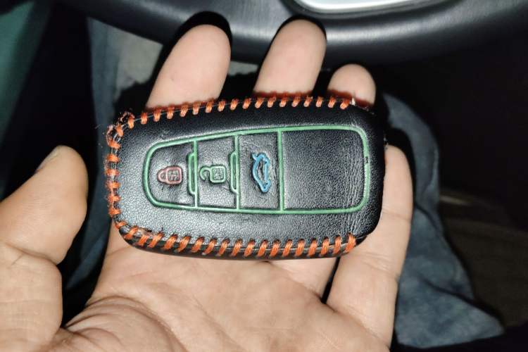 Used Toyota Camry 2018 2.0G Luxury Edition Vehicle Key