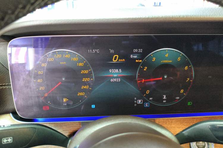 Used Mercedes-Benz E-Class 2023 Updated E 300 L Fashion Edition
