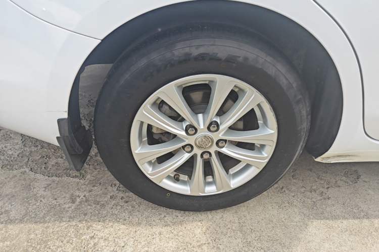 Used Buick GT 2017 15N Automatic Entry-Level Trim
