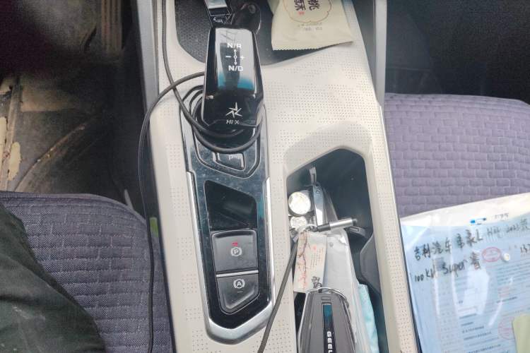 Used Geely Auto Emgrand L HiP 2022 1.5TD-DHT Pro 100KM Super Rui Gear Lever