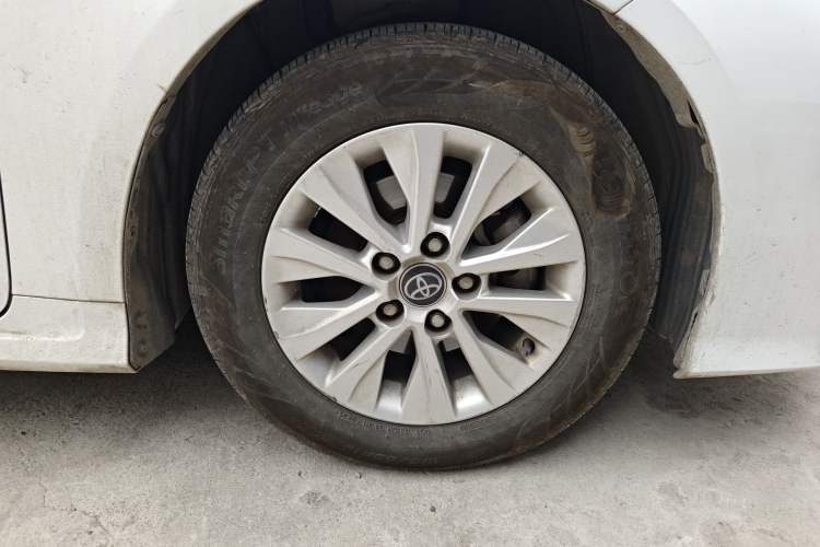 Used Toyota Corolla 2023 1.8L Smart Electric Hybrid Dual-Motor Pioneer Edition Right Front Wheel Hub