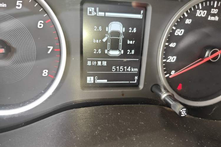 Used Baojun 730 2019 1.5L Manual Fashion Model 7-seater National V
