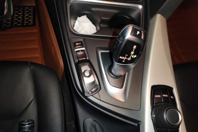 Used BMW 3 Series 2013 320i Sport Edition