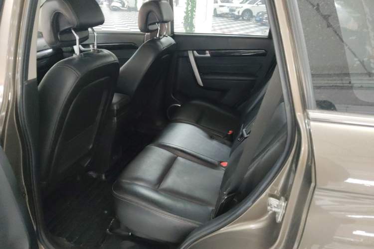 Used Chevrolet Captiva 2015 2.4L 4x4 Flagship Edition 7-Seater
