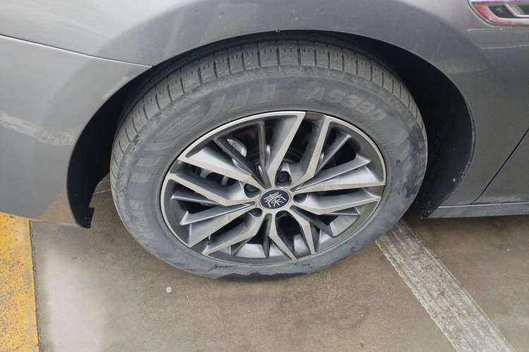 Used BYD Qin PLUS 2021 EV 400KM Luxury Model
