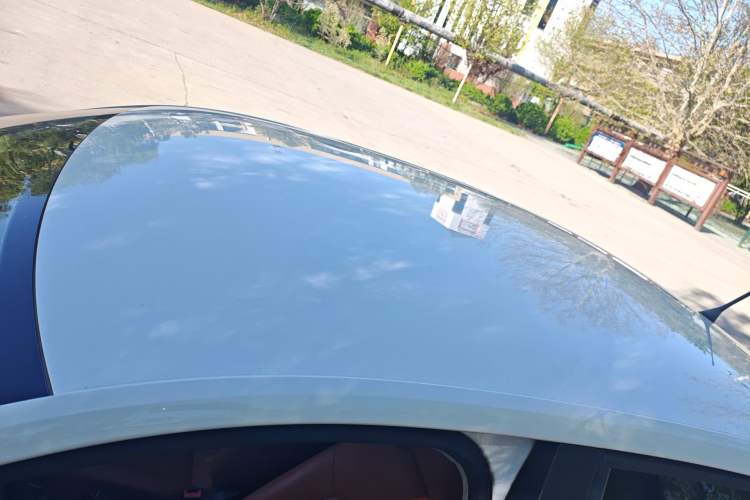 Used Volkswagen Jetta 2015 1.6L Automatic Fashion Model Roof